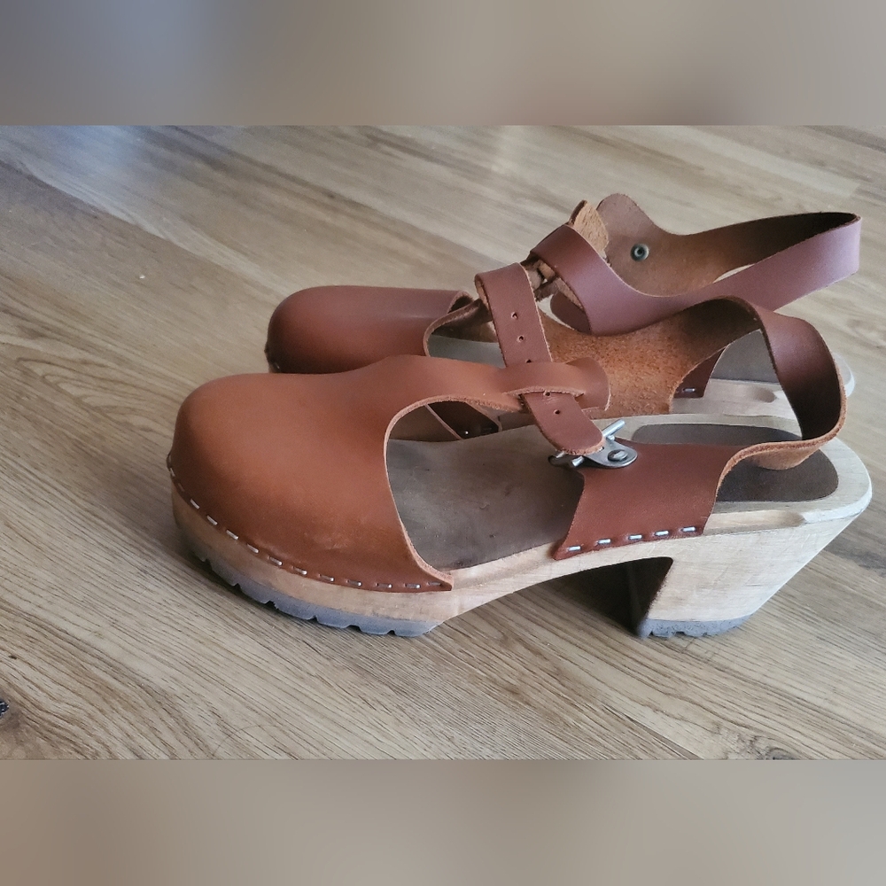 MIA SHOES clogs Madeline